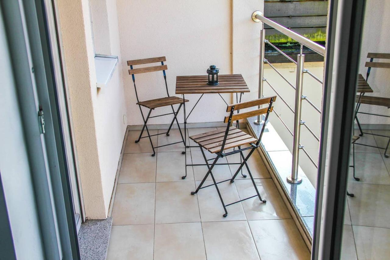 Exklusive 2 Zimmer Wohnung Mit Balkon In Top Lage! Brema Exterior foto