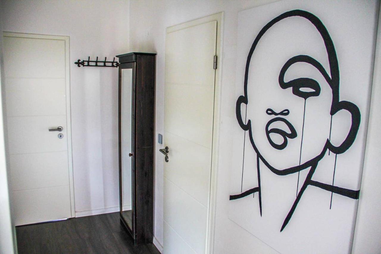 Exklusive 2 Zimmer Wohnung Mit Balkon In Top Lage! Brema Exterior foto